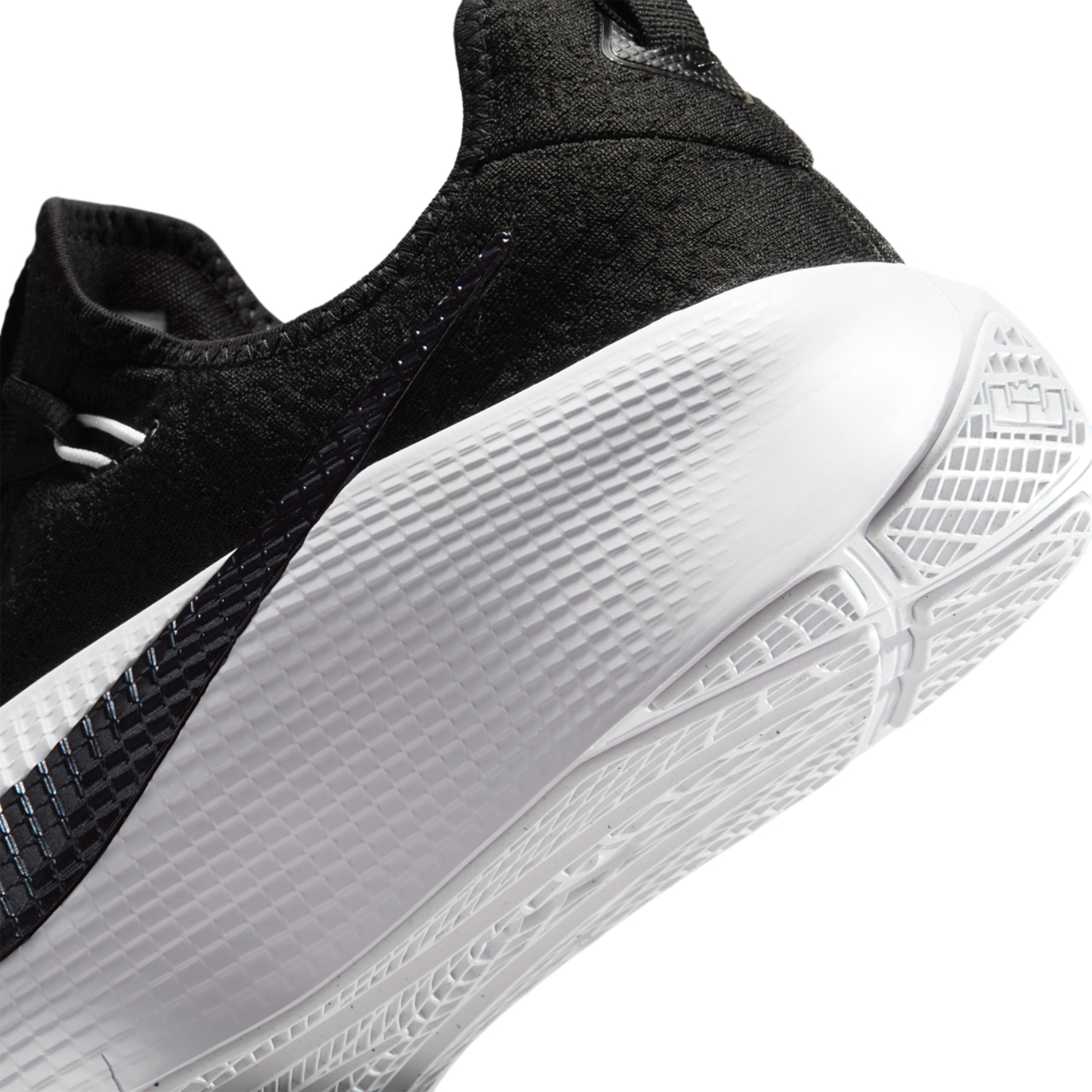 Nike Lebron TR 1 Image 8 of 8. Tap to open photo gallery.