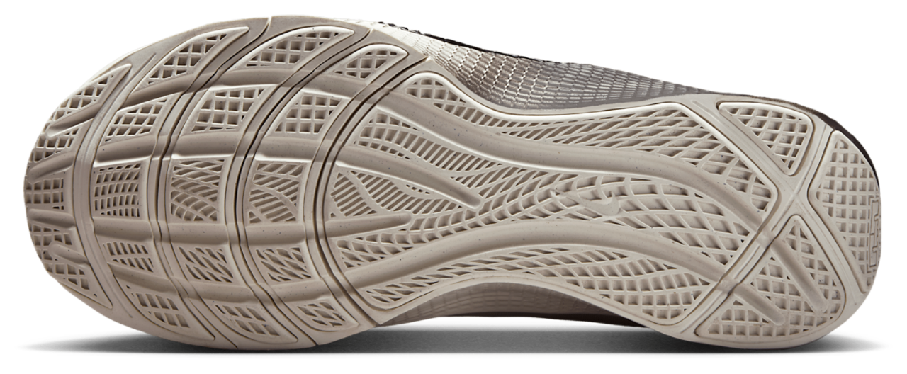 Nike Lebron TR 1 Image 5 of 5. Tap to open photo gallery.