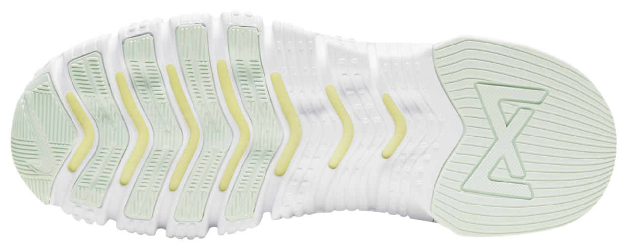 Nike Free Metcon 3 Image 5 of 5. Tap to open photo gallery.