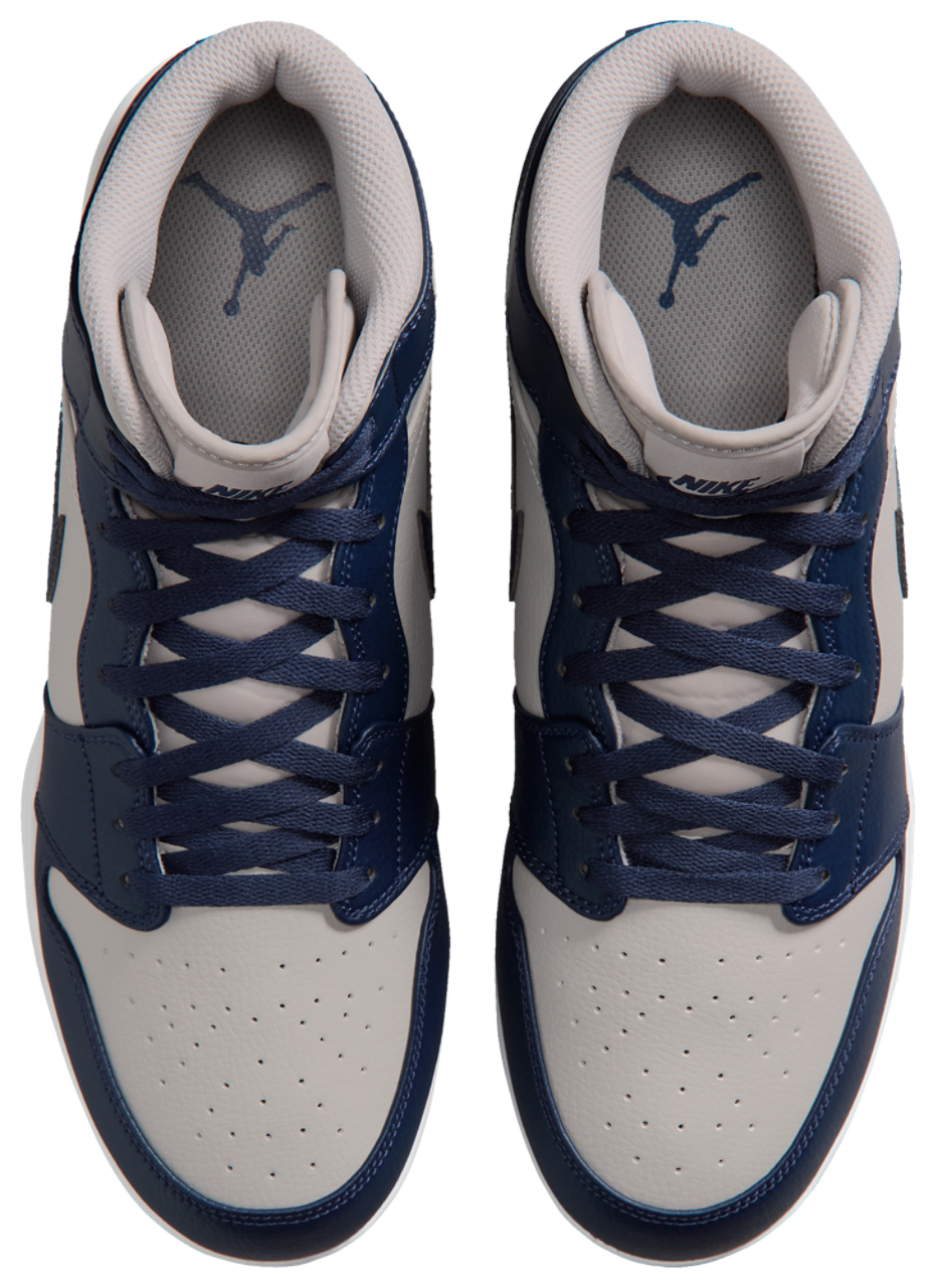 Jordan 1 Mid TD Image 4 of 9. Tap to open photo gallery.