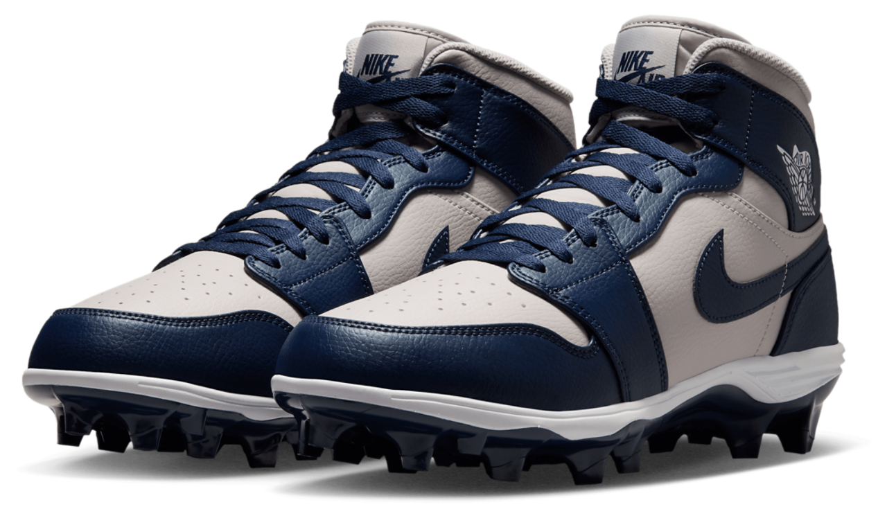 Jordan 1 Mid TD Image 6 of 9. Tap to open photo gallery.