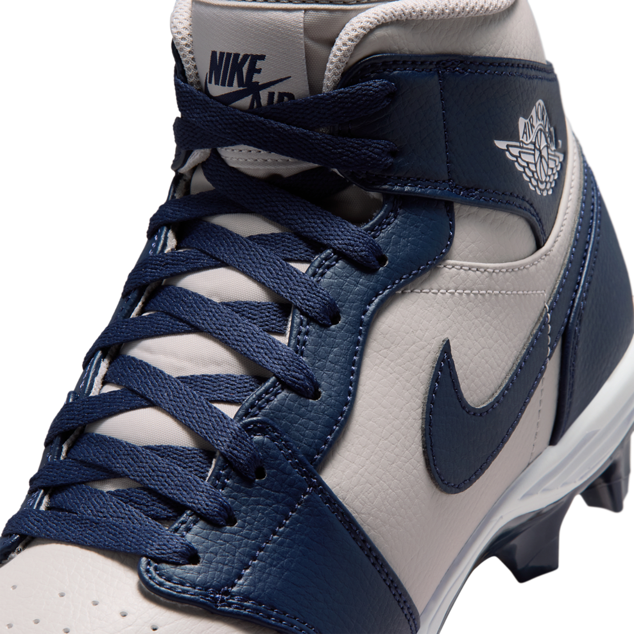 Jordan 1 Mid TD Image 7 of 9. Tap to open photo gallery.