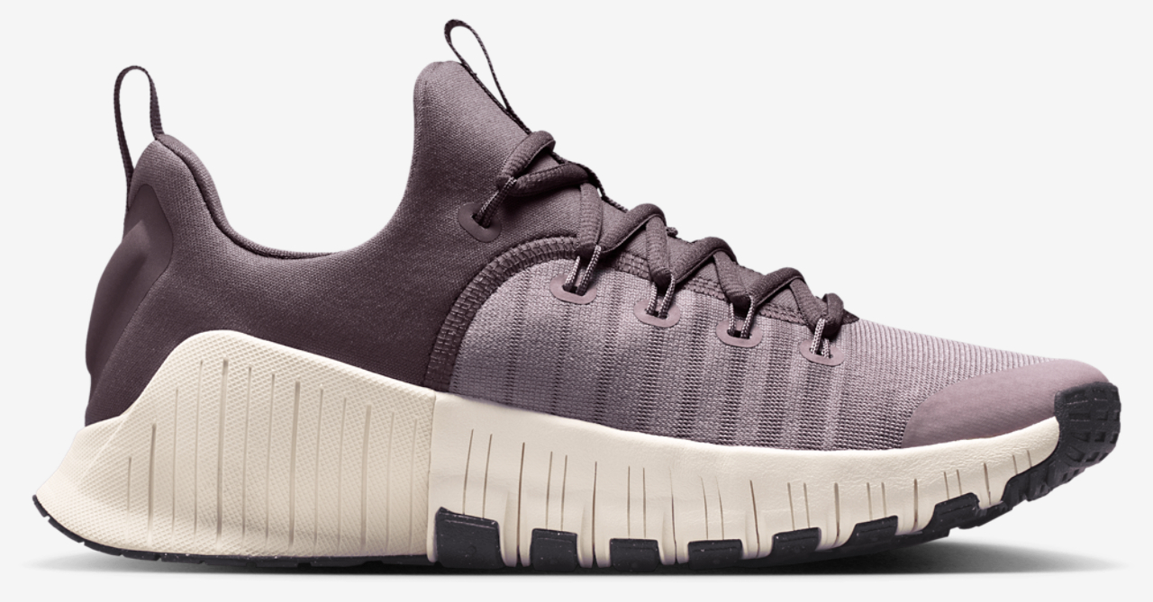 Nike Metcon 6 Image 1 of 8. Tap to open photo gallery.