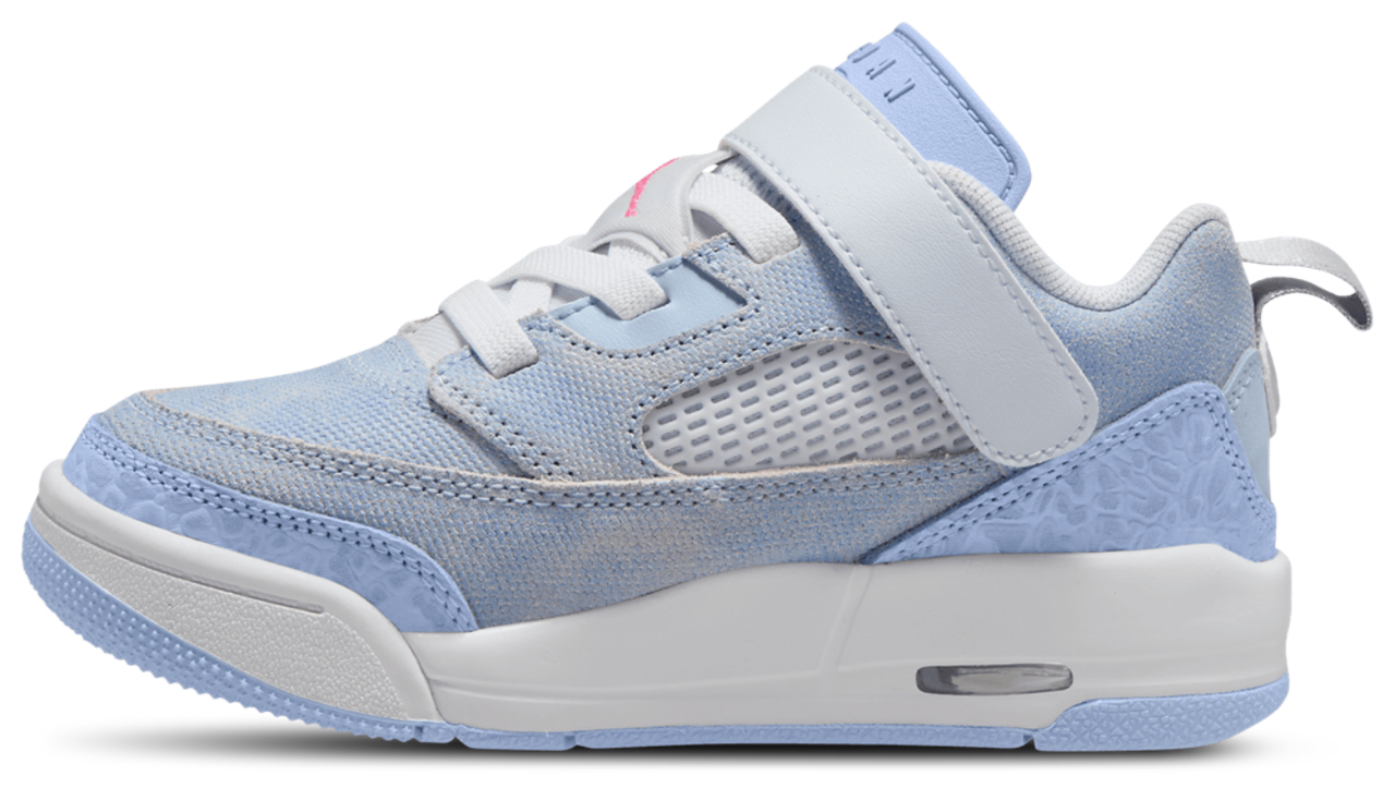 Jordan Spizike Low Fem Image 2 of 4. Tap to open photo gallery.