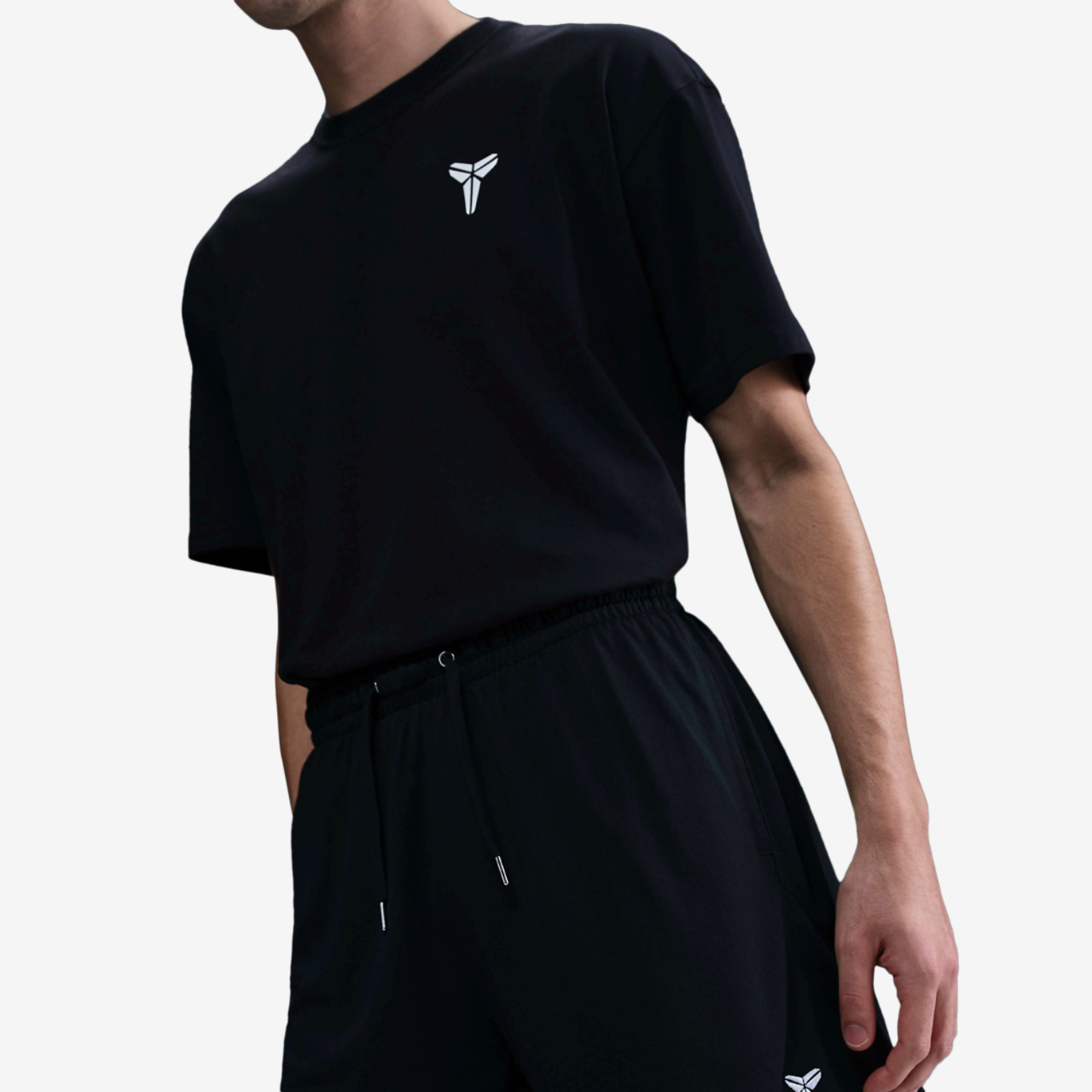 Nike KB Dri-FIT Fund 6" Shorts Image 1 of 5. Tap to open photo gallery.