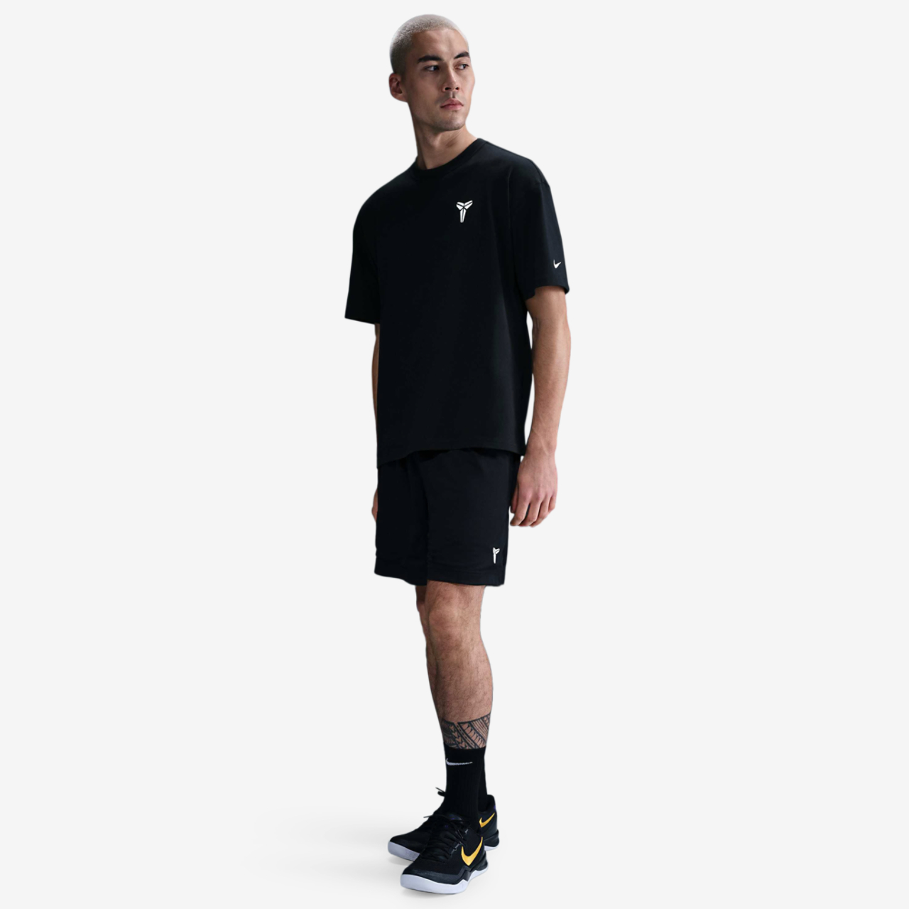 Nike KB Dri-FIT Fund 6" Shorts Image 4 of 5. Tap to open photo gallery.