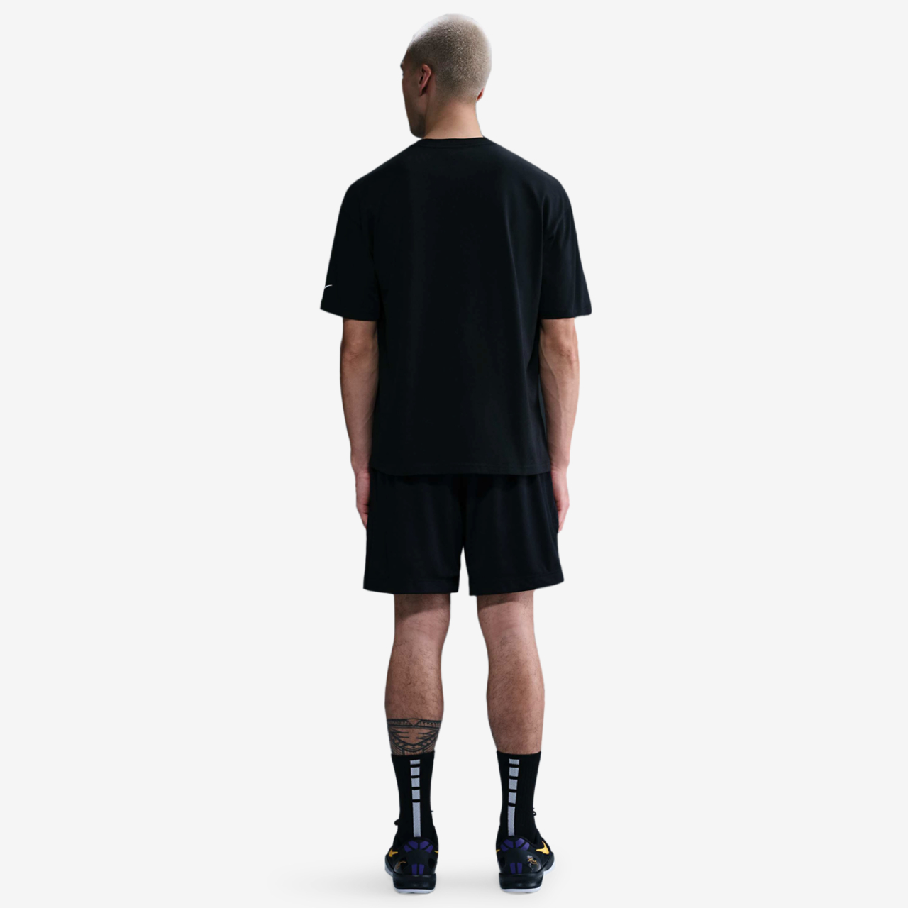 Nike KB Dri-FIT Fund 6" Shorts Image 5 of 5. Tap to open photo gallery.