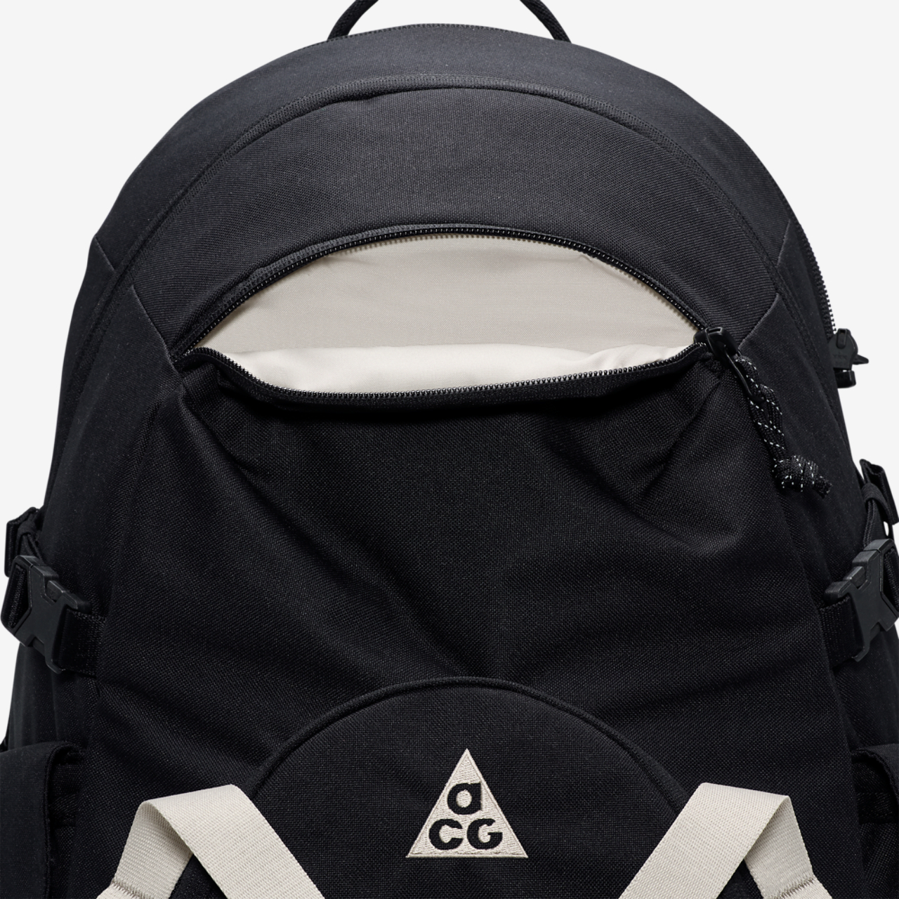 Nike ACG Daymax Backpack Image 5 of 8. Tap to open photo gallery.