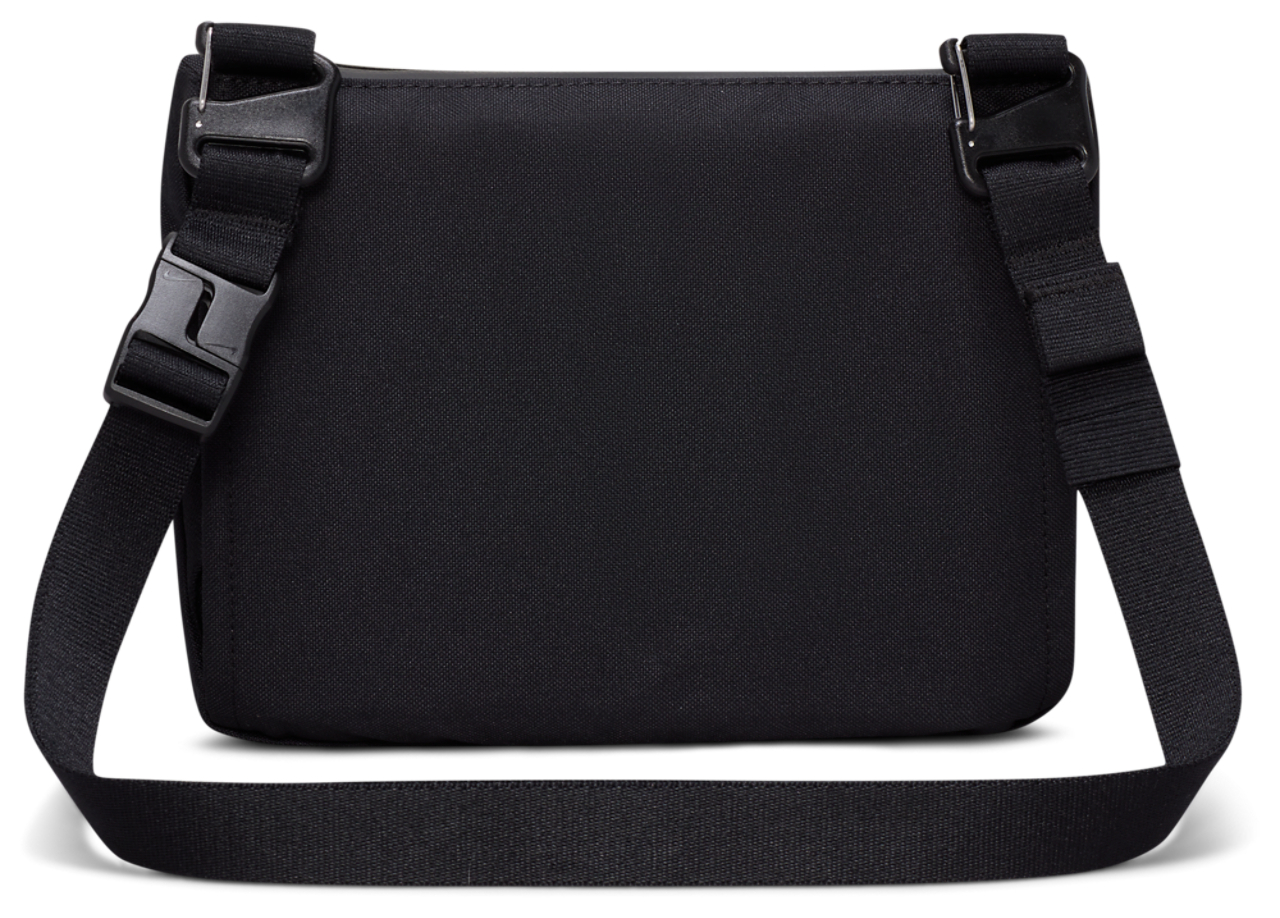 Nike ACG Daymax Crossbody Image 2 of 8. Tap to open photo gallery.