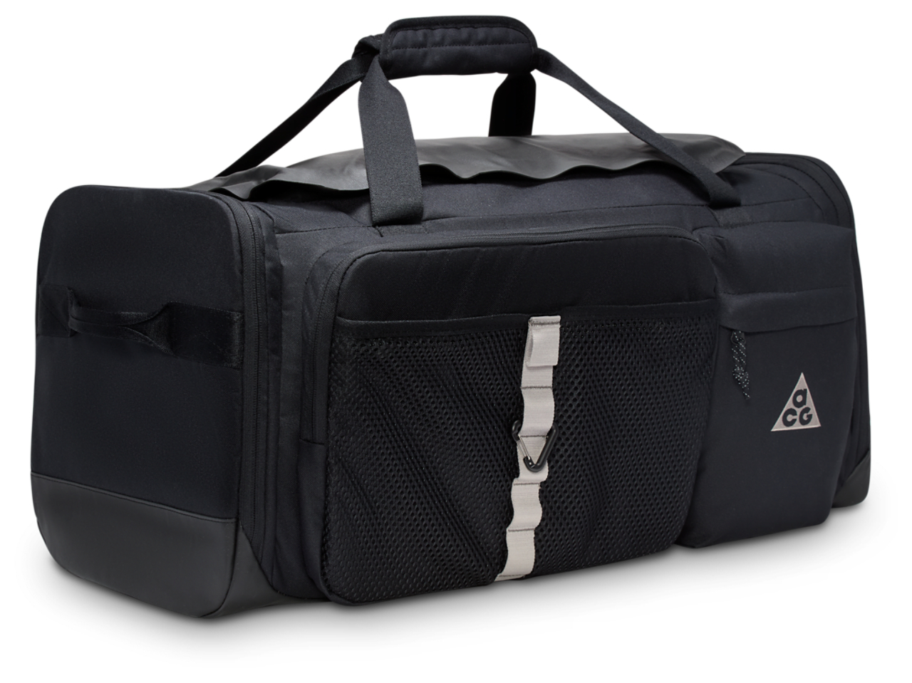 Nike ACG Daymax Duffel Image 3 of 8. Tap to open photo gallery.