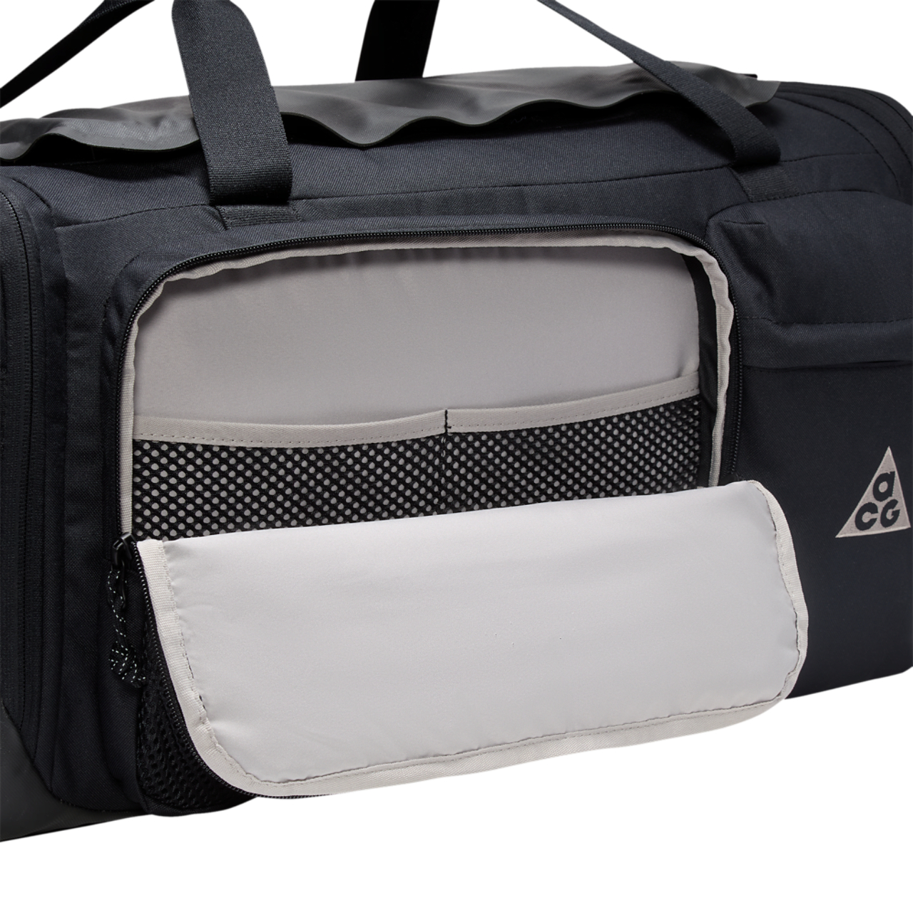 Nike ACG Daymax Duffel Image 7 of 8. Tap to open photo gallery.