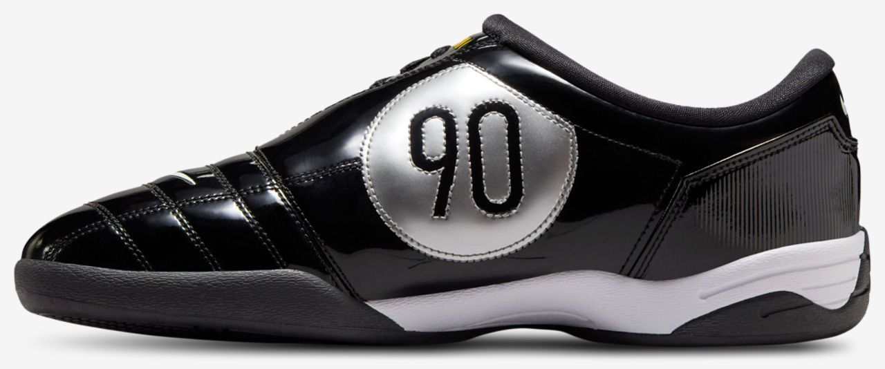 Nike Total 90 SP Image 2 of 5. Tap to open photo gallery.