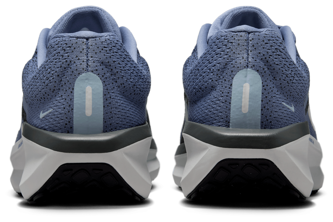 Nike Air Winflow 11 Image 3 of 8. Tap to open photo gallery.