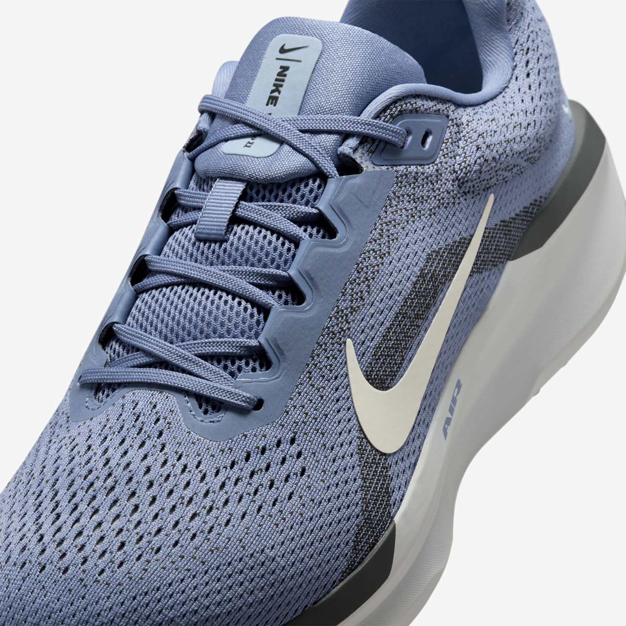 Nike Air Winflow 11 Image 7 of 8. Tap to open photo gallery.