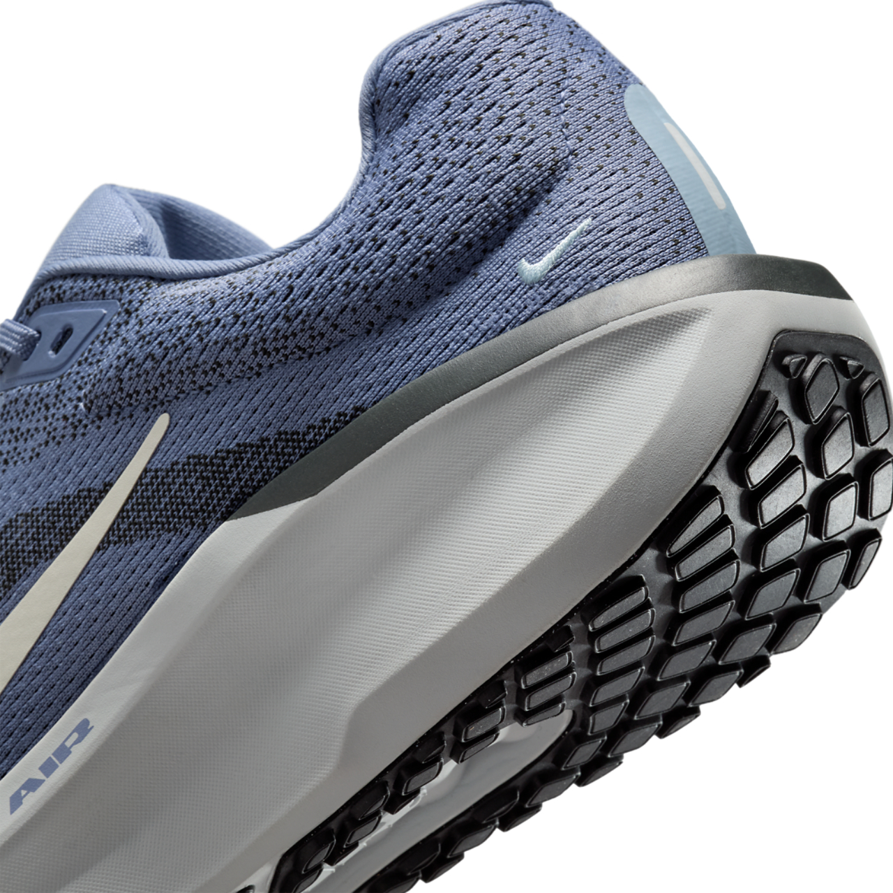 Nike Air Winflow 11 Image 8 of 8. Tap to open photo gallery.