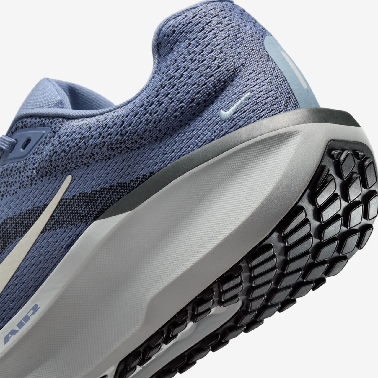 Nike Air Winflow 11 Image 8 of 8. Tap to open photo gallery.