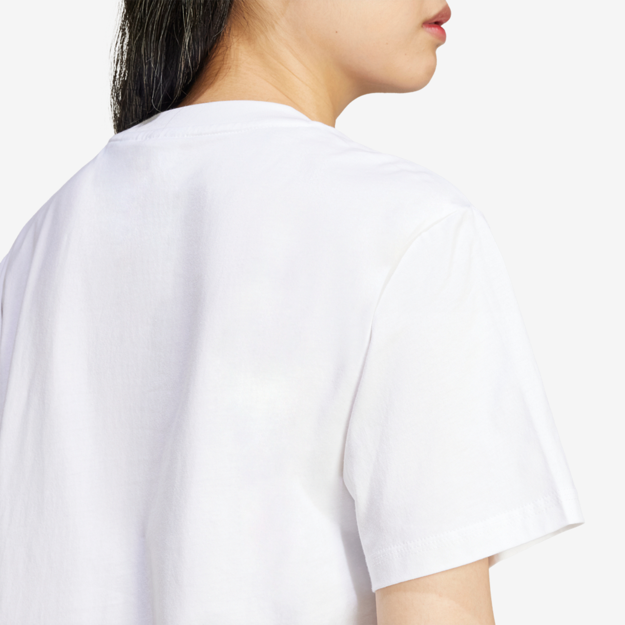 adidas Essentials Small Logo Cotton T-Shirt Image 4 of 6. Tap to open photo gallery.