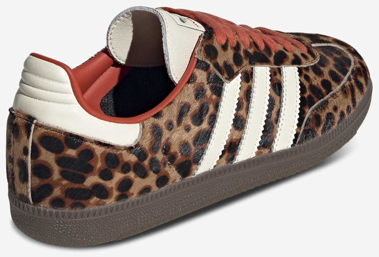 adidas Originals Samba Image 3 of 4. Tap to open photo gallery.
