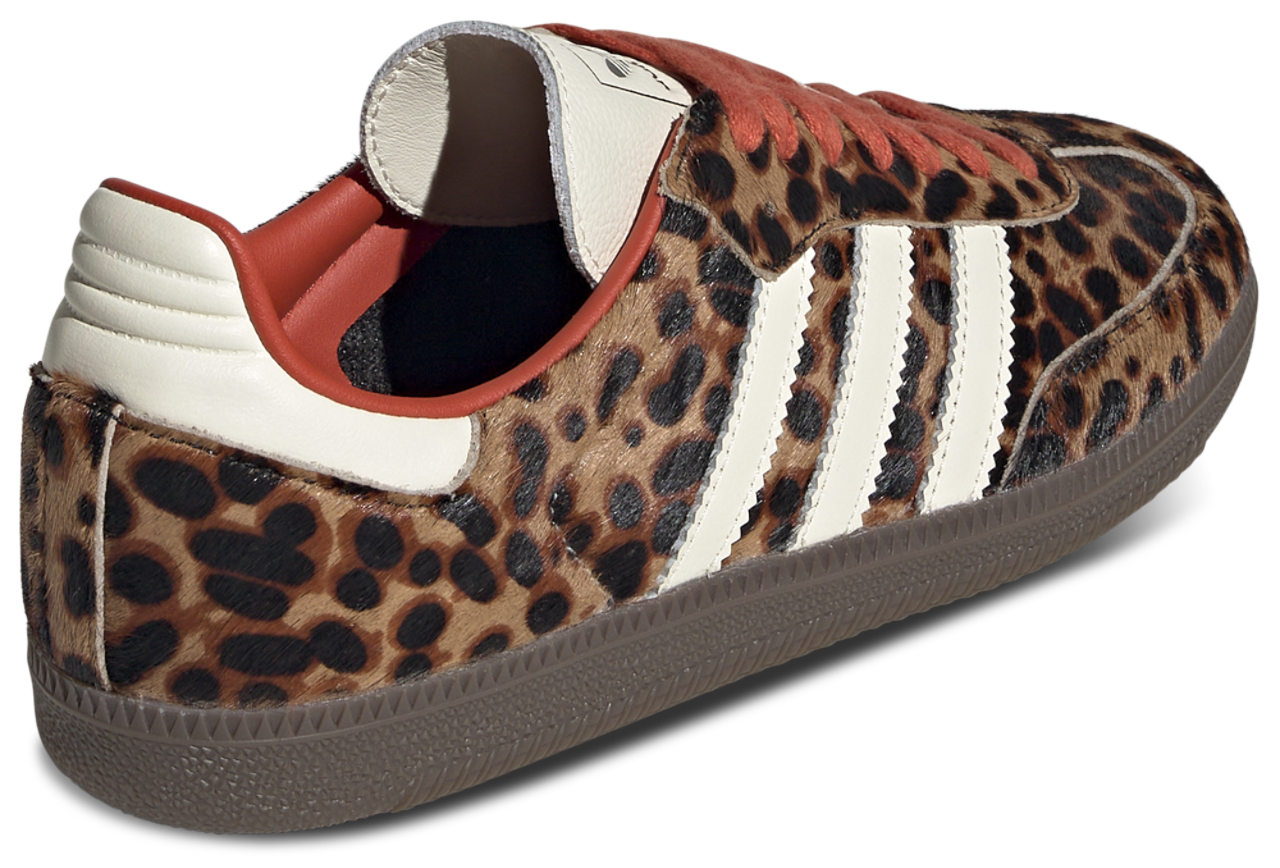 adidas Originals Samba Image 3 of 4. Tap to open photo gallery.