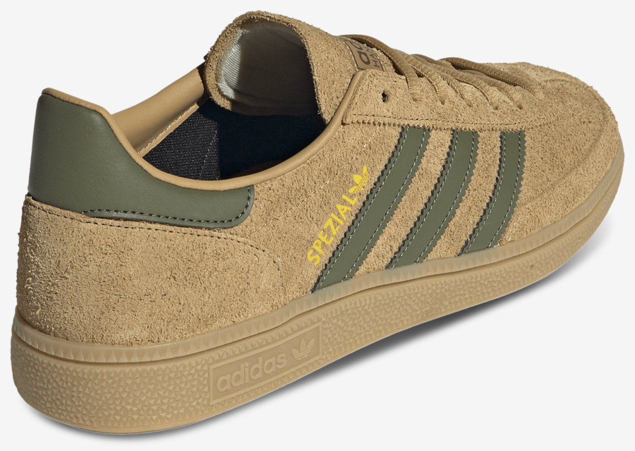 adidas Originals Handball Spezial Image 3 of 5. Tap to open photo gallery.