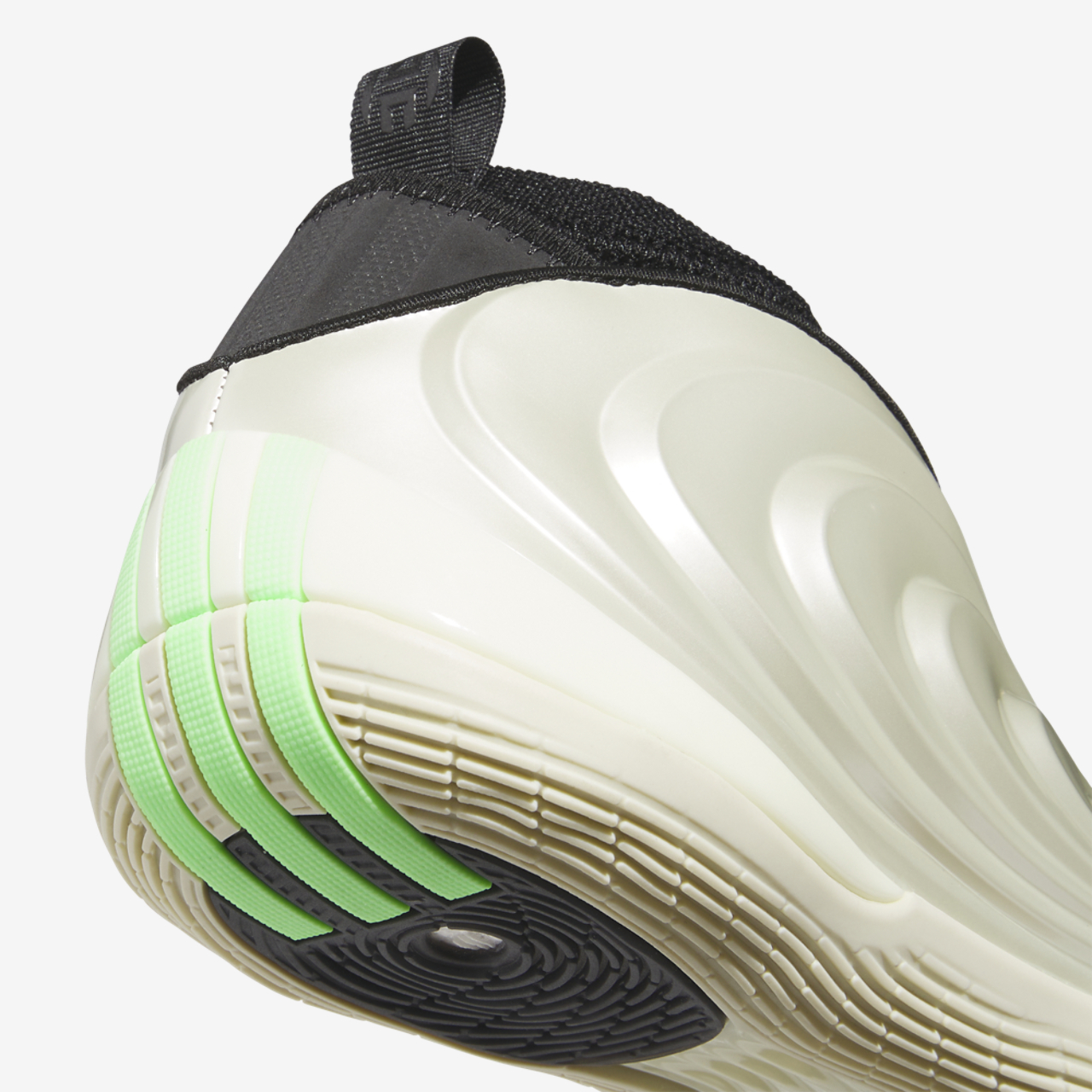 adidas Harden Volume 10 Image 8 of 9. Tap to open photo gallery.