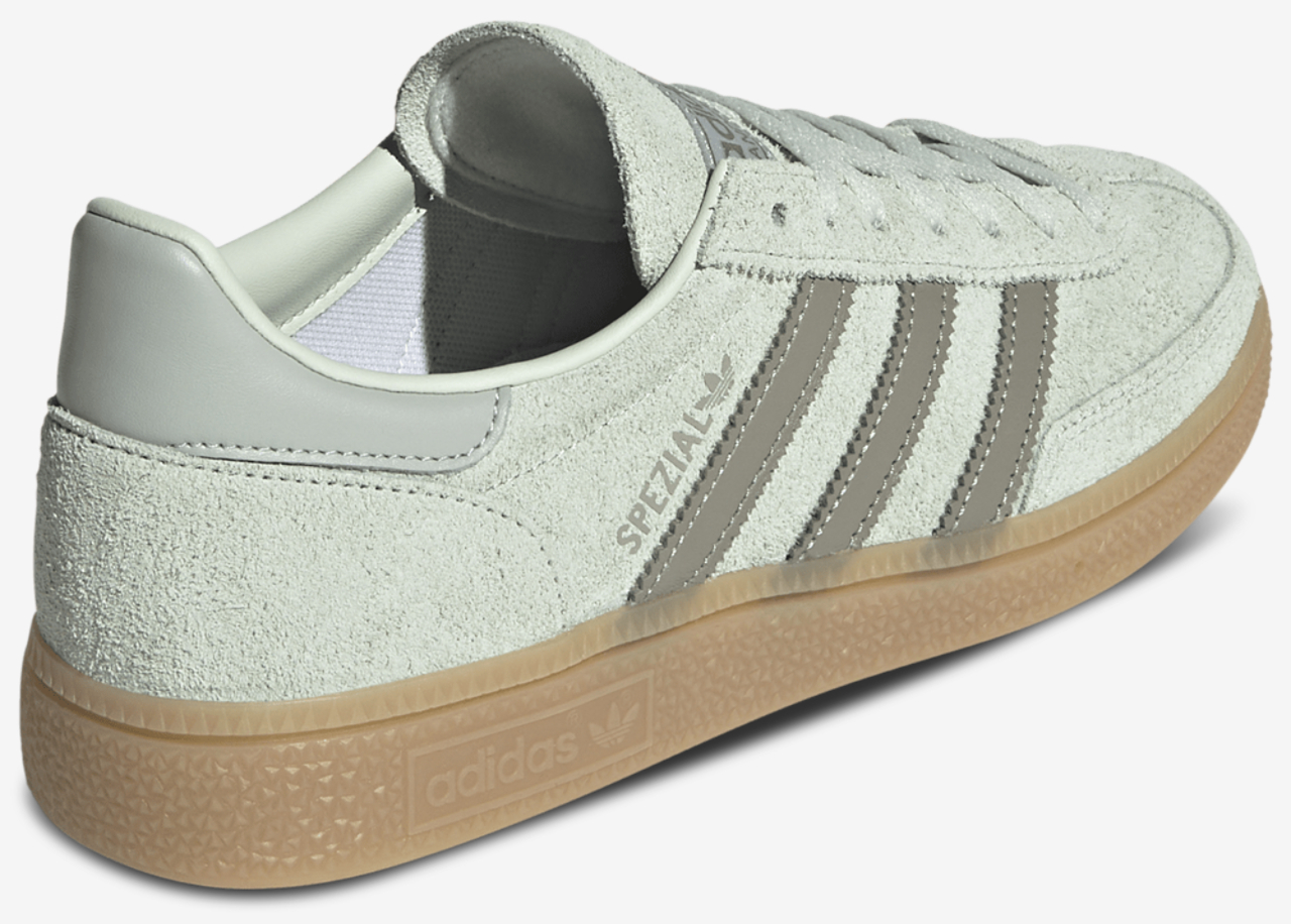 adidas Originals Handball Spezial Image 3 of 5. Tap to open photo gallery.