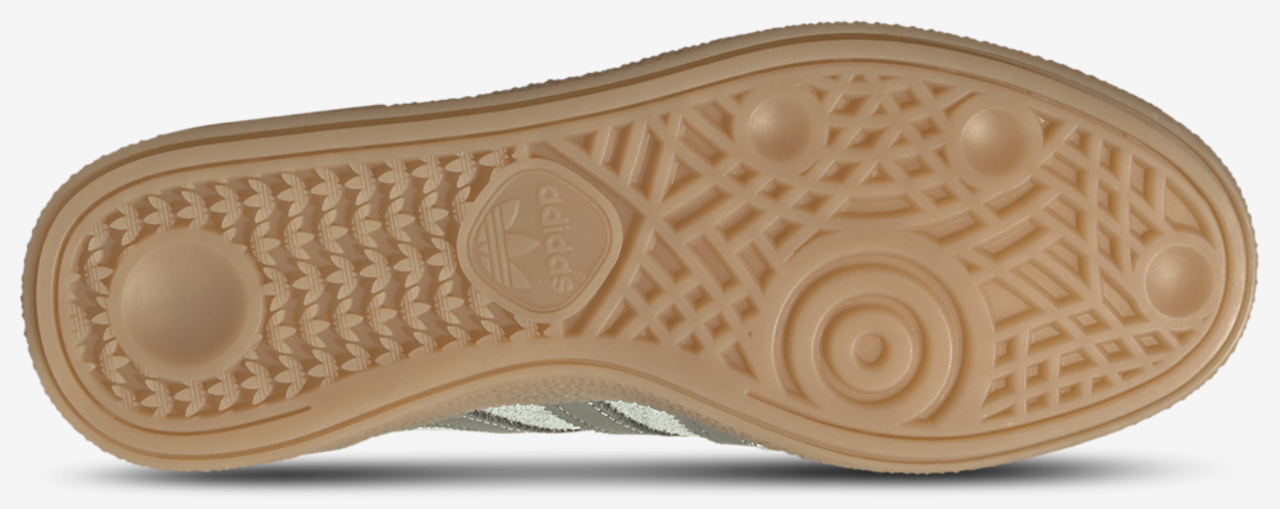 adidas Originals Handball Spezial Image 5 of 5. Tap to open photo gallery.