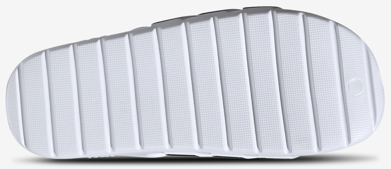adidas adilette 2.0 Clogs Image 5 of 5. Tap to open photo gallery.