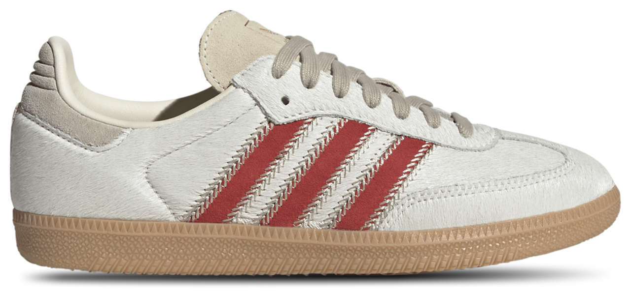 靴 Samba OG / adidas Originals adidas Originals Samba Og in Core Black, Grey Five, & Core