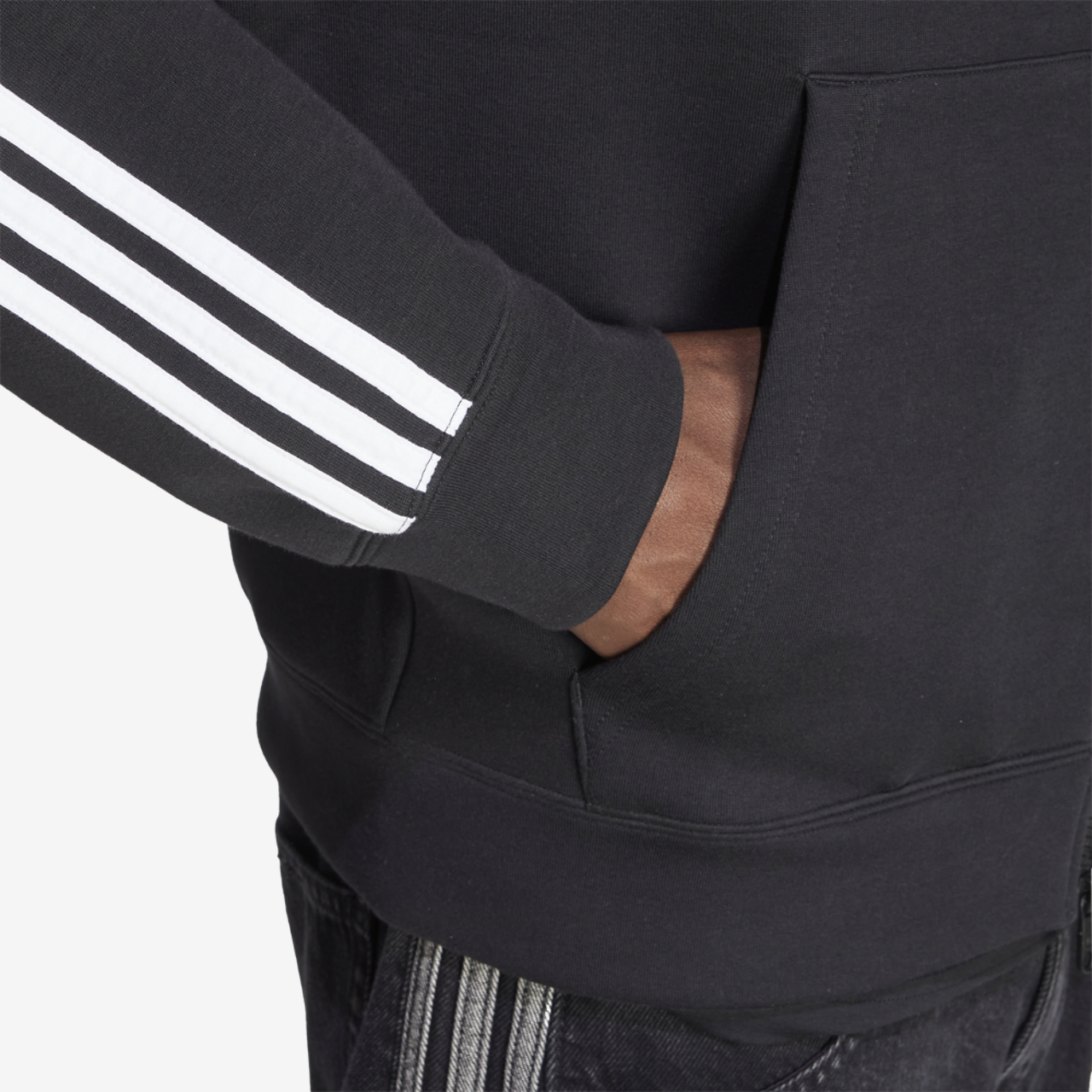 adidas Originals Adicolor Oversize Full-Zip Hoodie Image 4 of 7. Tap to open photo gallery.