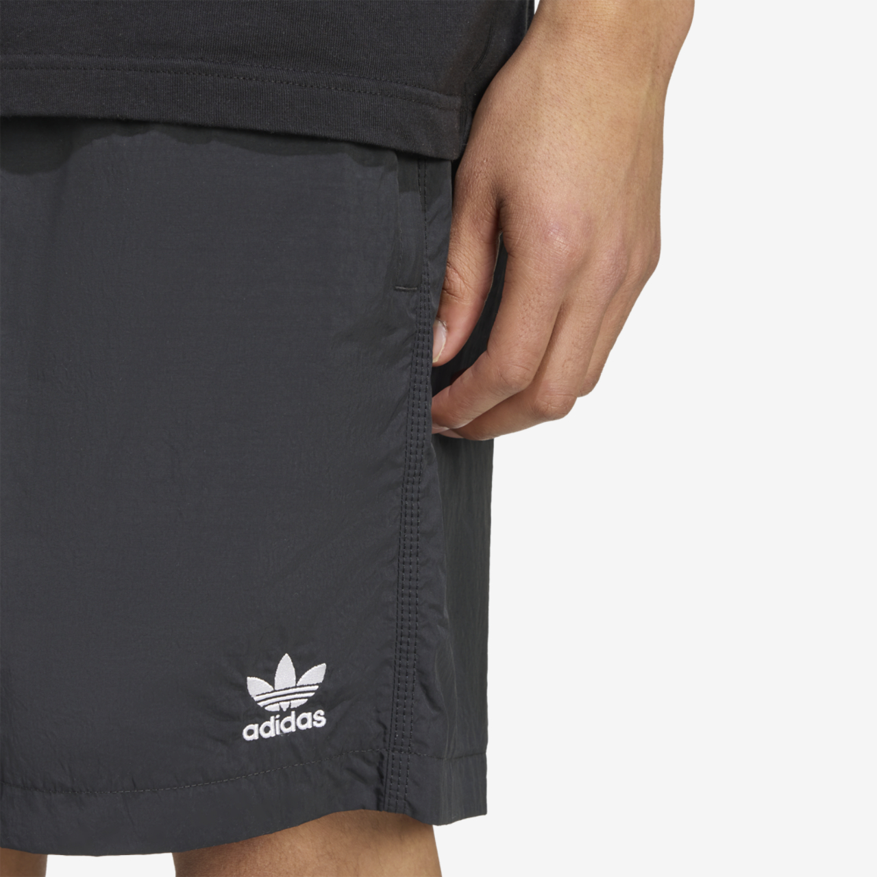 adidas Originals Trefoil Essentials Woven Pants Image 5 of 7. Tap to open photo gallery.
