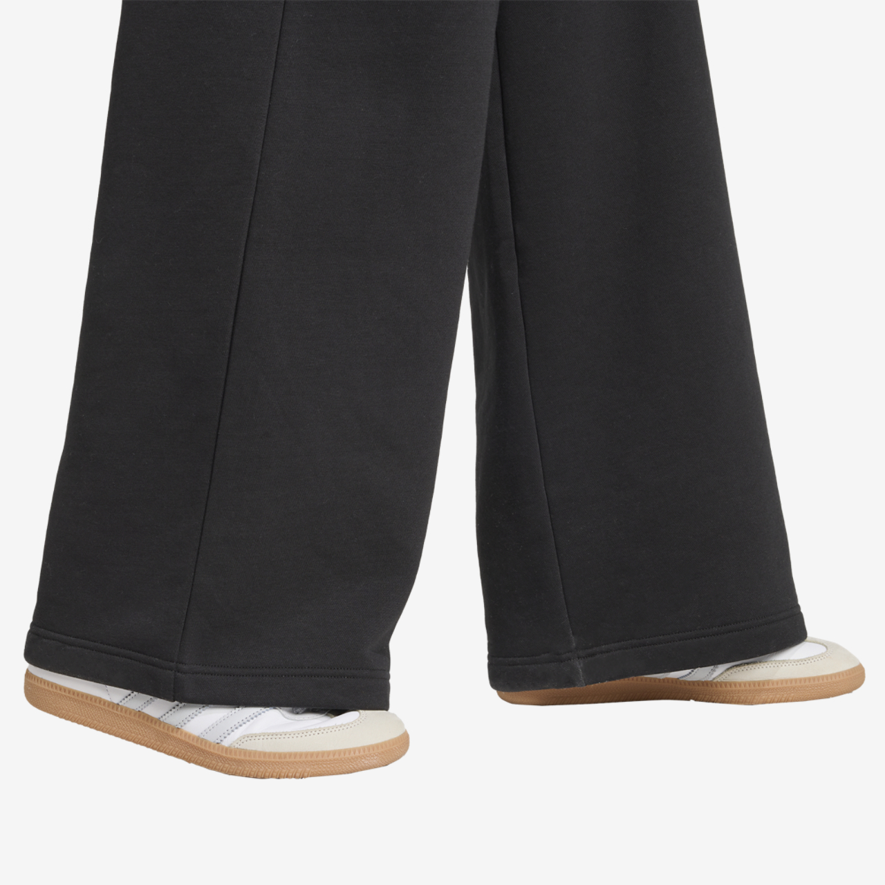 adidas Originals Essentials Fleece Wide Leg Pants Image 4 of 7. Tap to open photo gallery.