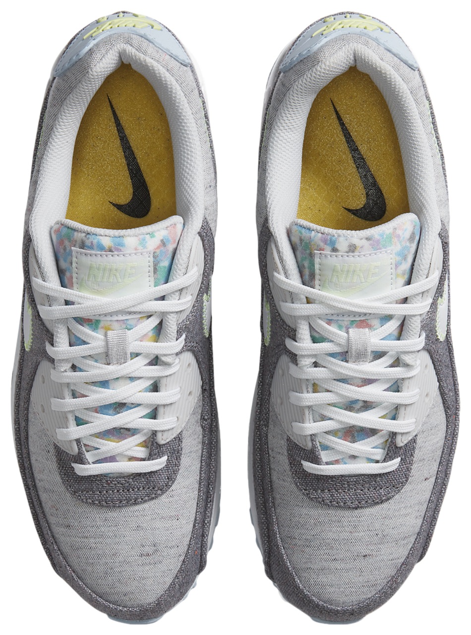 Nike Air Max 90 Image 4 of 5. Tap to open photo gallery.