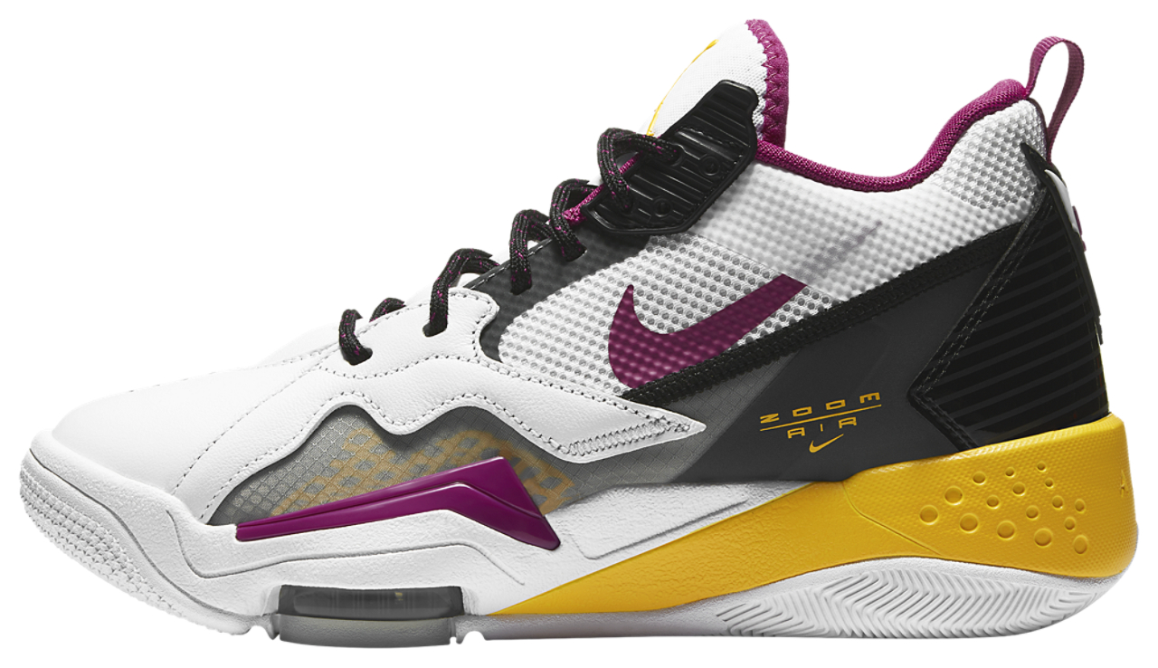 Nike AJ Zoom '92 Image 2 of 5. Tap to open photo gallery.