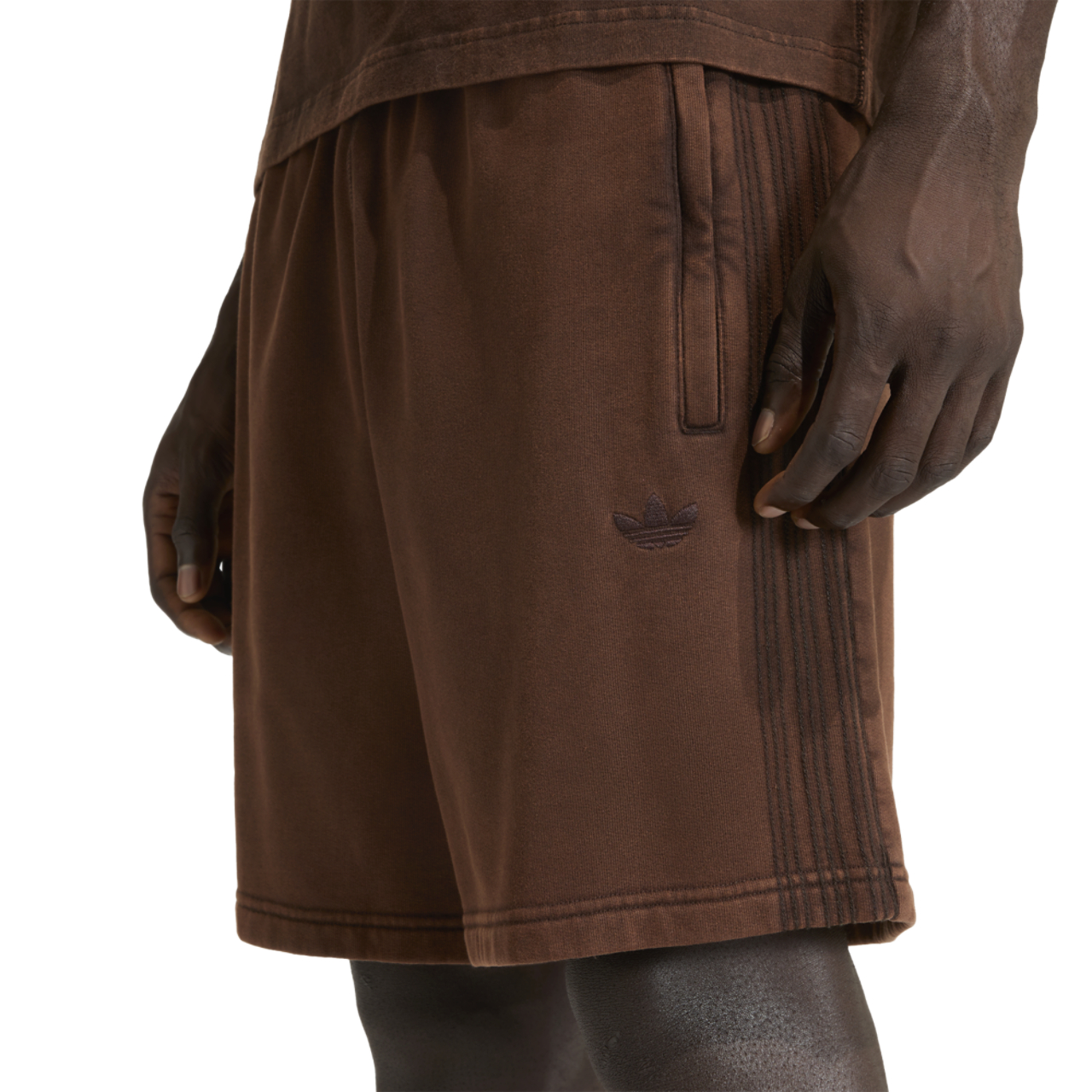 adidas Originals Prem Essentials Retro Washed 9" Shorts Image 5 of 6. Tap to open photo gallery.