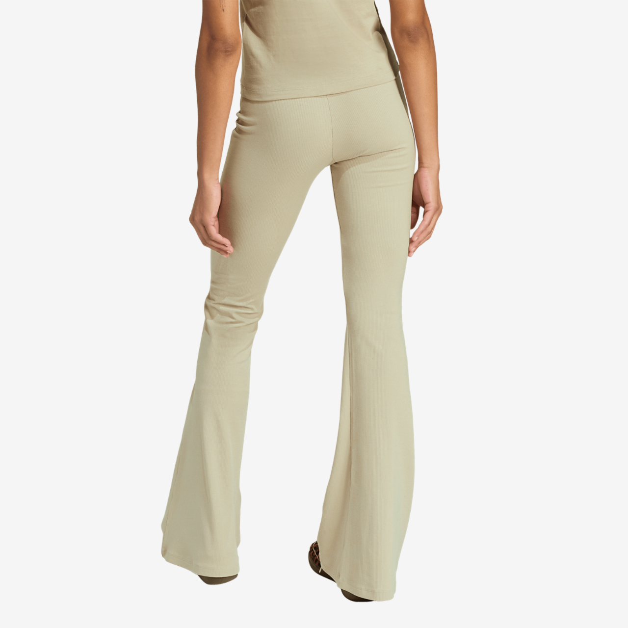 adidas Originals Trefoil Essentials Leggings Image 2 of 6. Tap to open photo gallery.