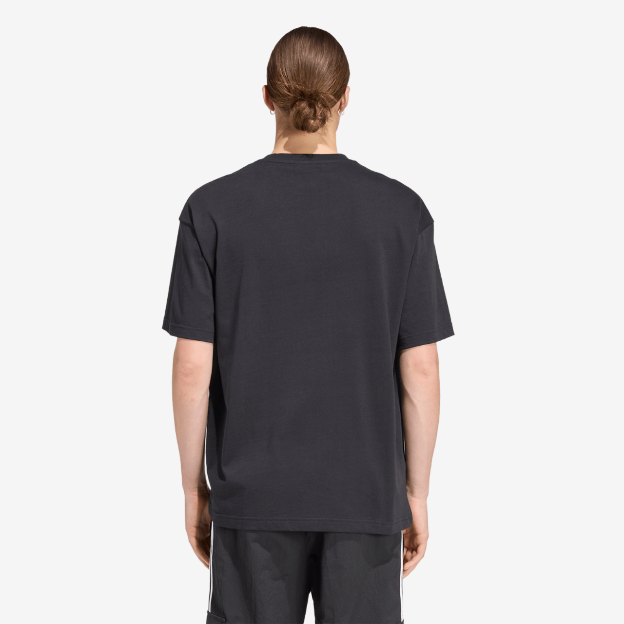 adidas Originals adicolor Trefoil T-Shirt Image 3 of 7. Tap to open photo gallery.