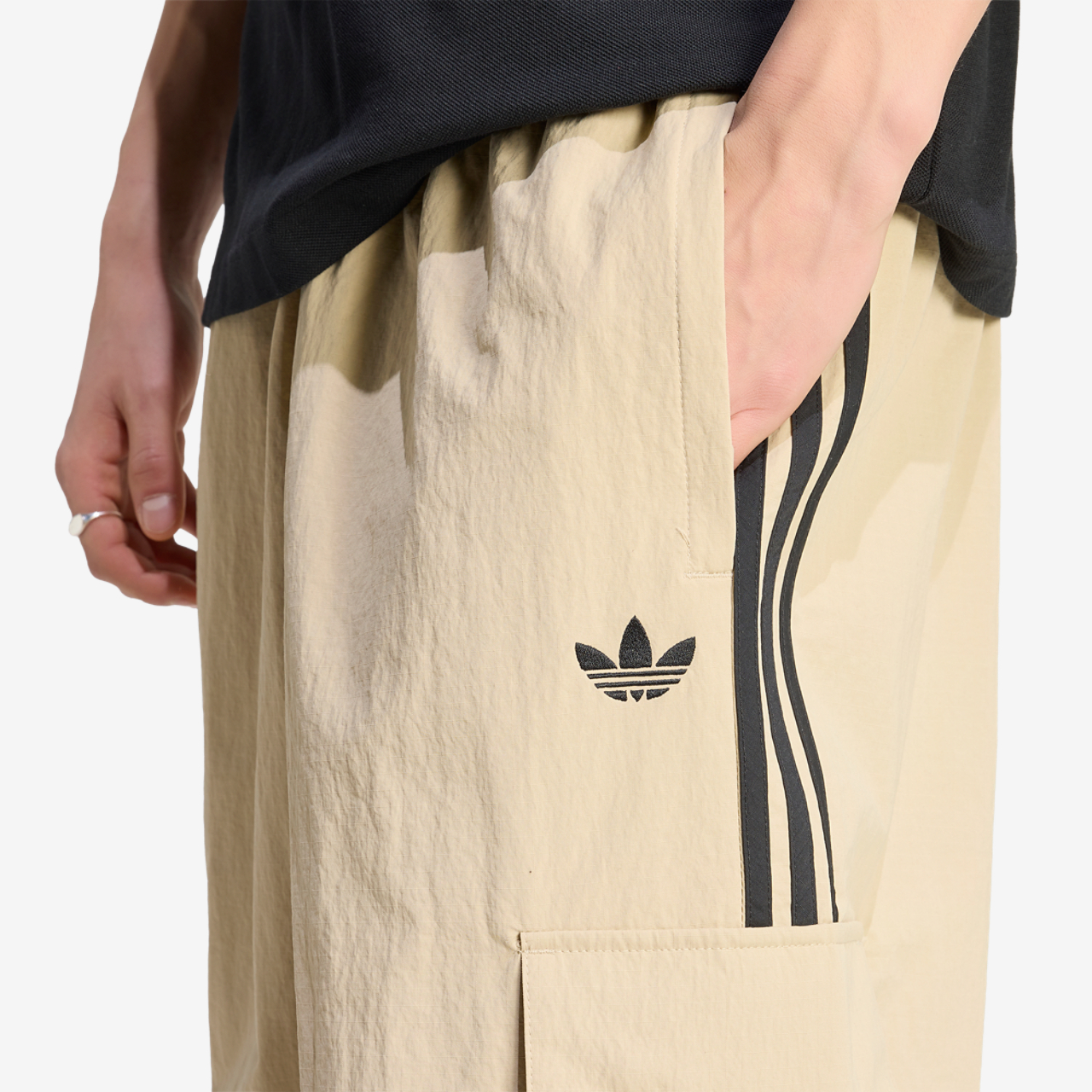 adidas Originals adicolor Classics 3 Strp Cargo Pants Image 3 of 6. Tap to open photo gallery.