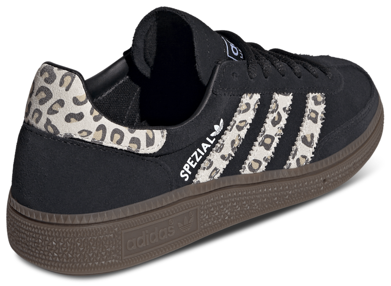 adidas Originals Handball Spezial Image 3 of 5. Tap to open photo gallery.