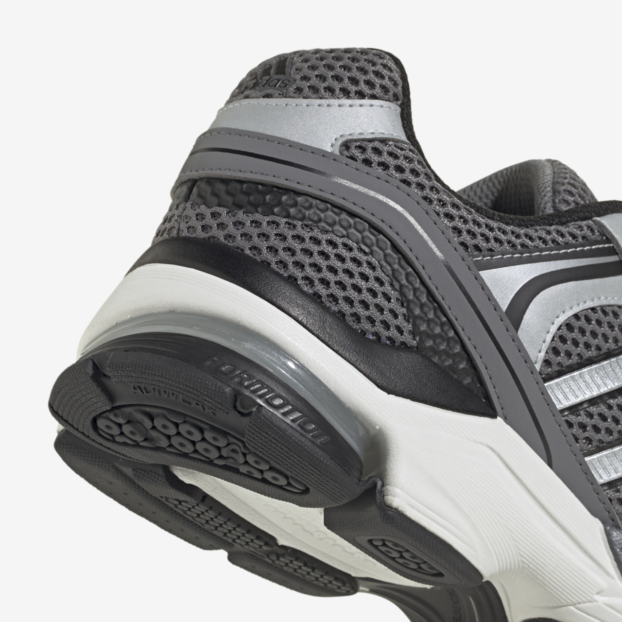 adidas Spiritain 2000 Image 7 of 8. Tap to open photo gallery.