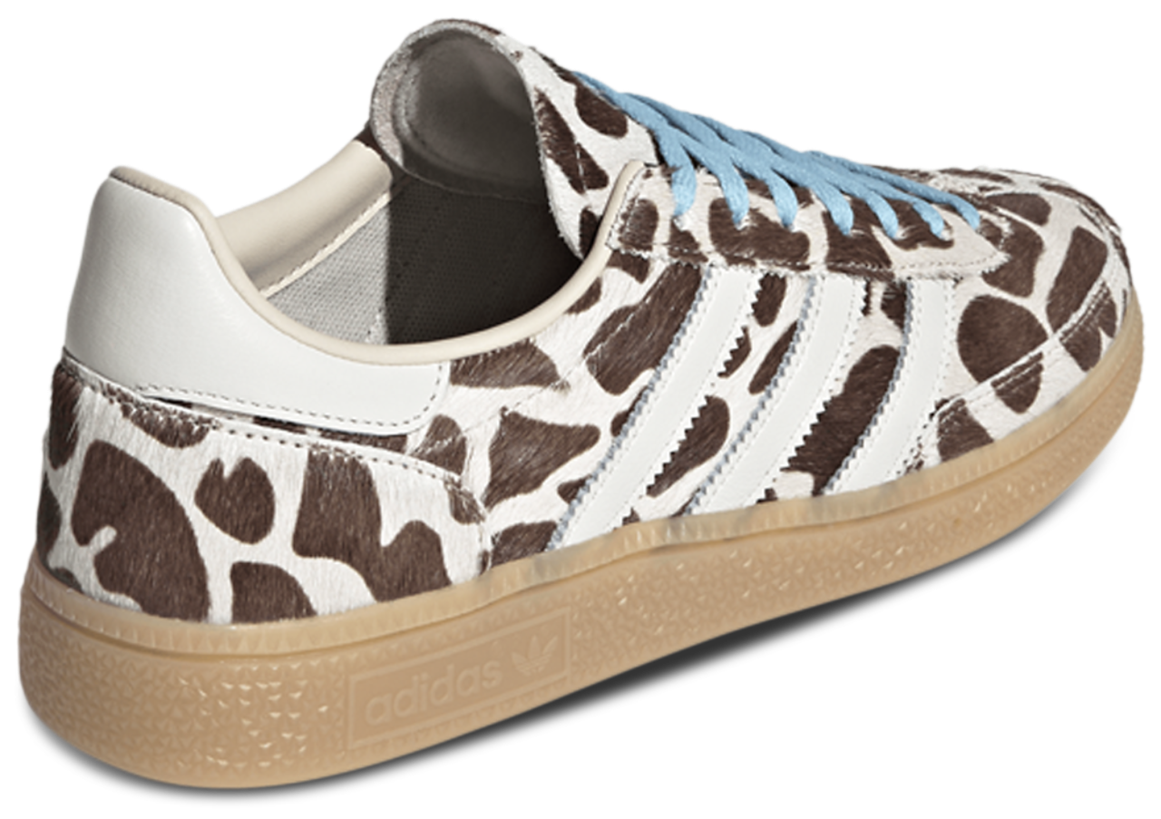 adidas Originals Handball Spezial Image 3 of 5. Tap to open photo gallery.