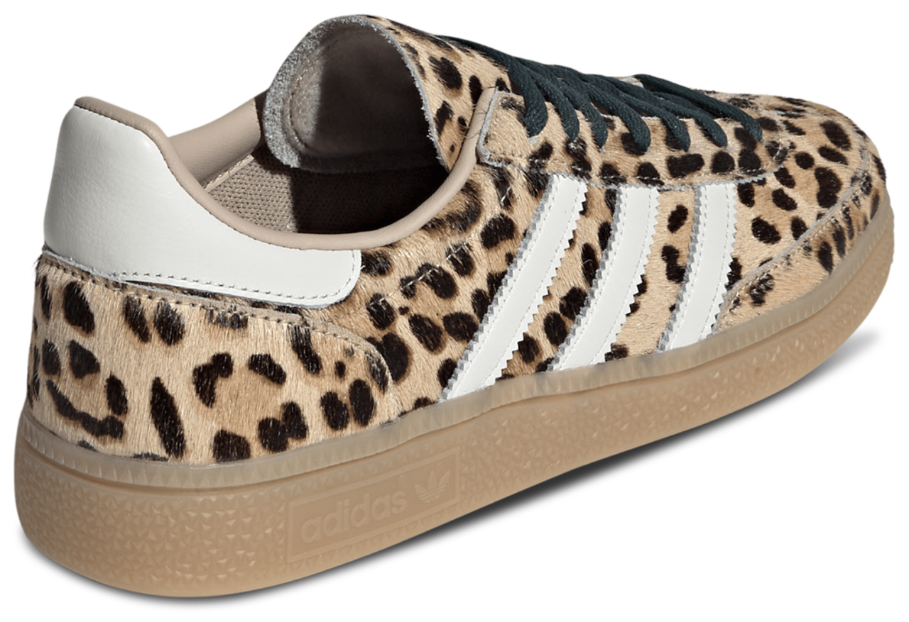 adidas Originals Handball Spezial Image 3 of 5. Tap to open photo gallery.