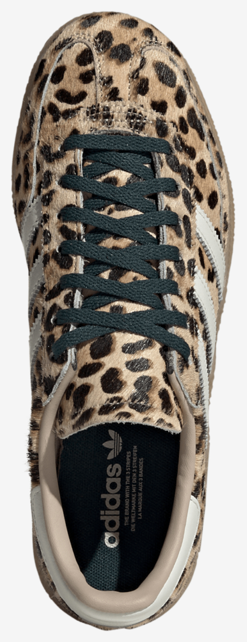 adidas Originals Handball Spezial Image 4 of 5. Tap to open photo gallery.