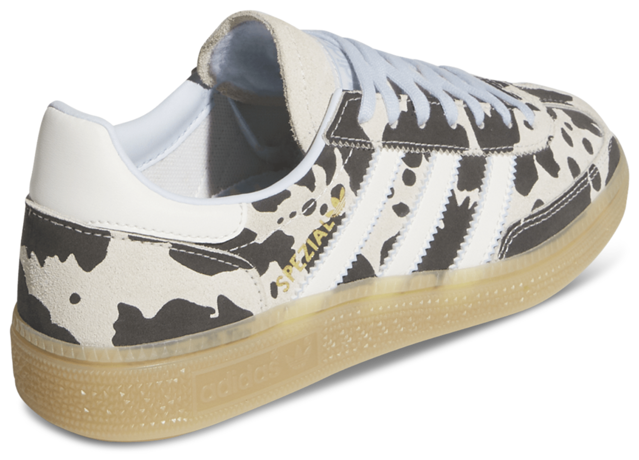 adidas Originals Handball Spezial Image 3 of 5. Tap to open photo gallery.