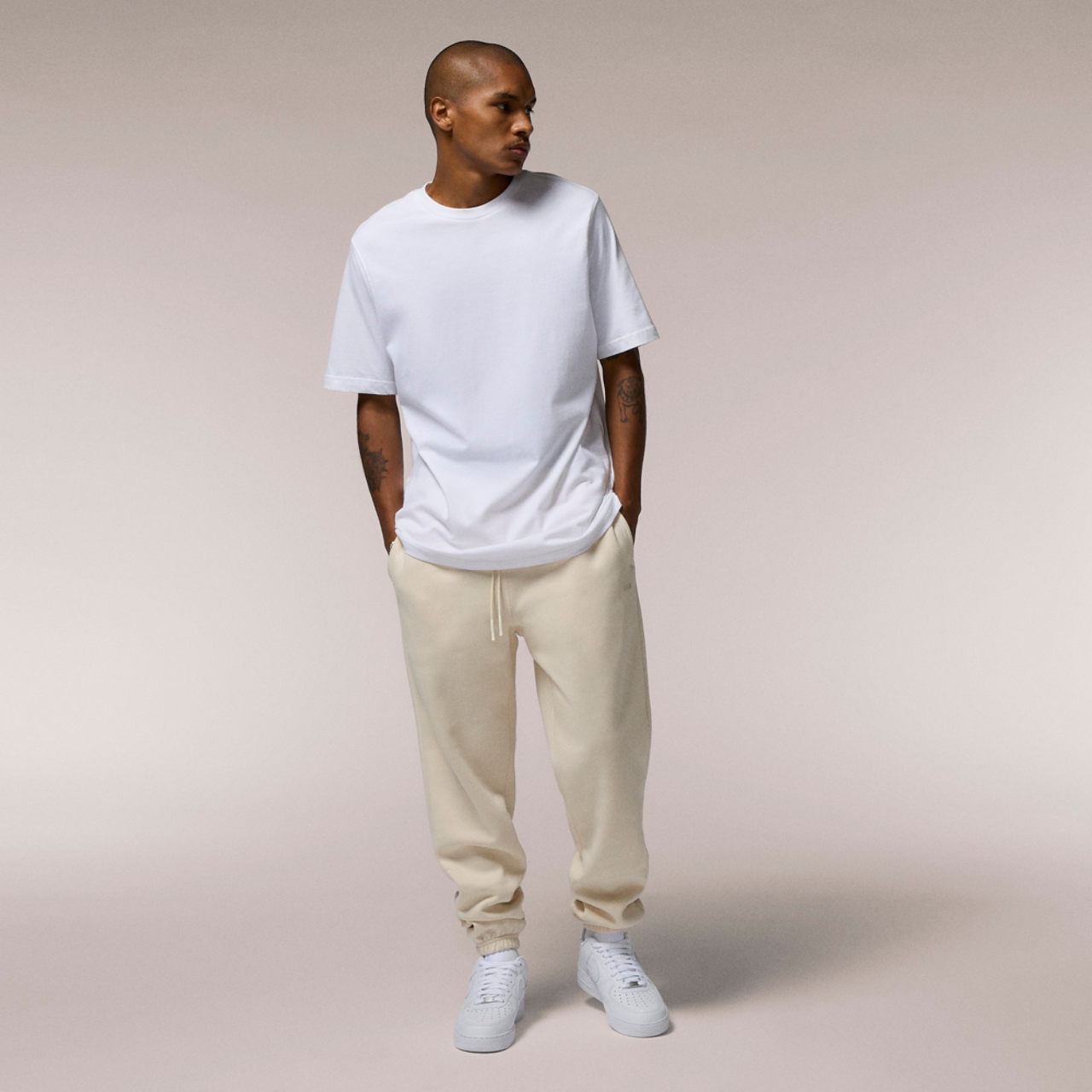 LCKR Based Fleece Relaxed Fit Pants Image 7 of 7. Tap to open photo gallery.