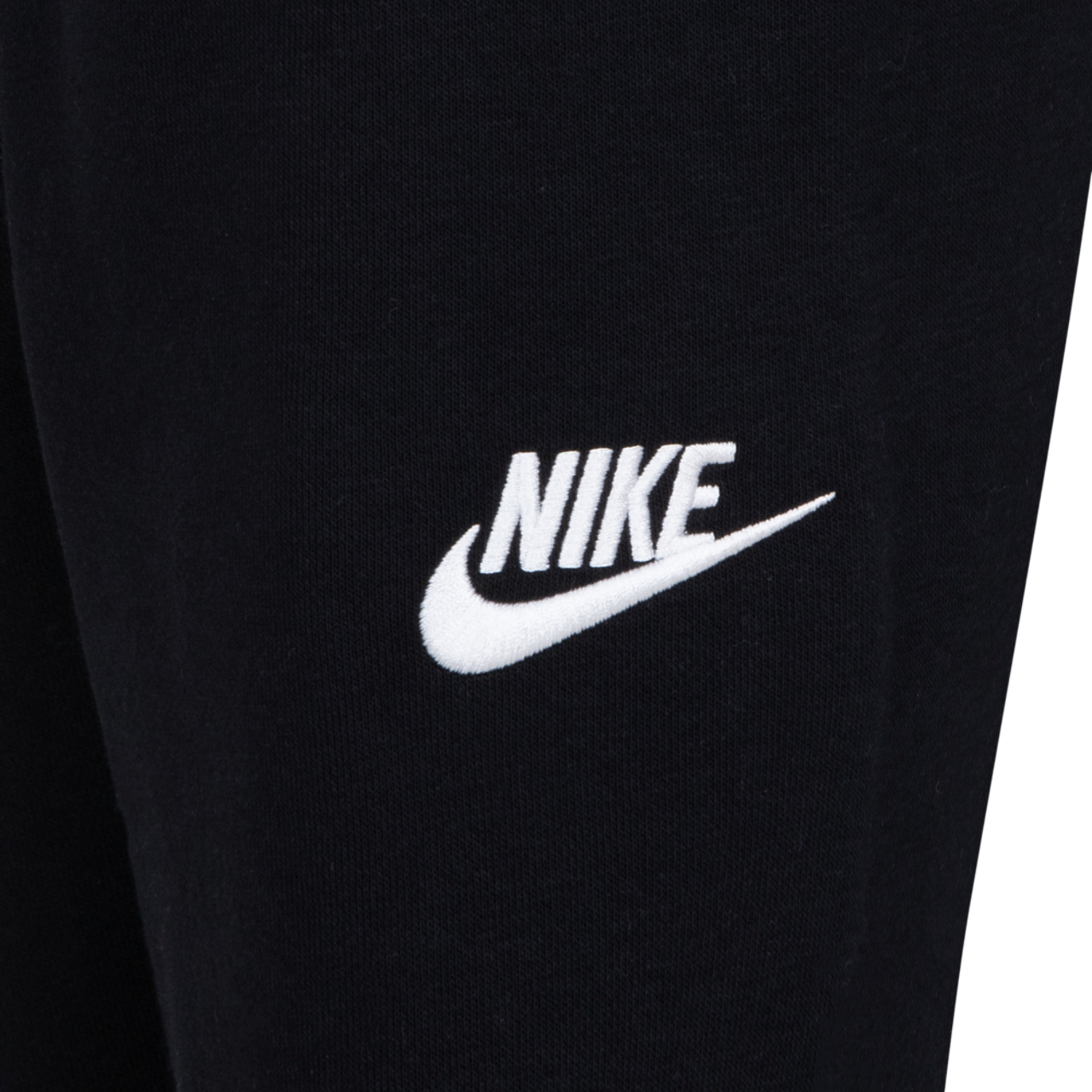 Nike NSW LBR Club Fleece Full-Zip Set Image 9 of 9. Tap to open photo gallery.