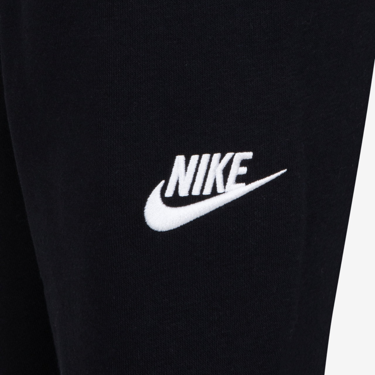 Nike NSW LBR Club Fleece Full-Zip Set Image 9 of 9. Tap to open photo gallery.