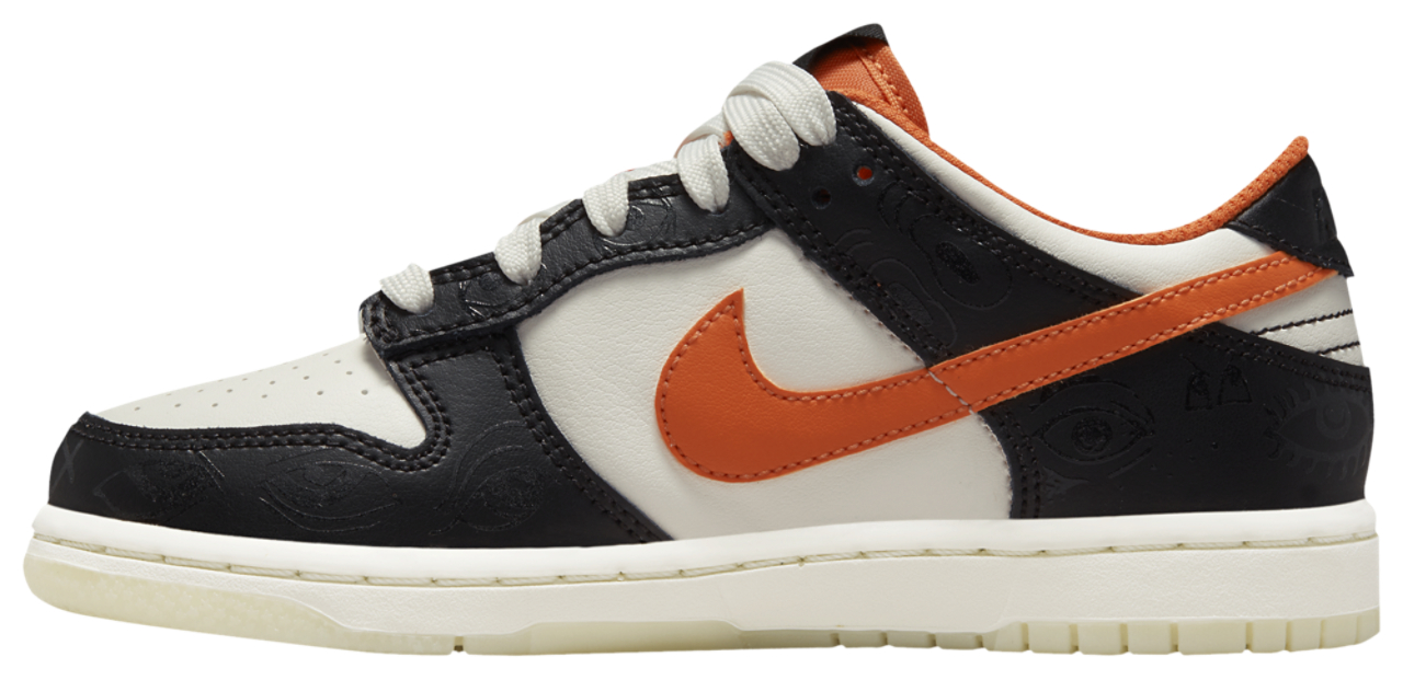 Nike Dunk Low Premium Image 2 of 5. Tap to open photo gallery.