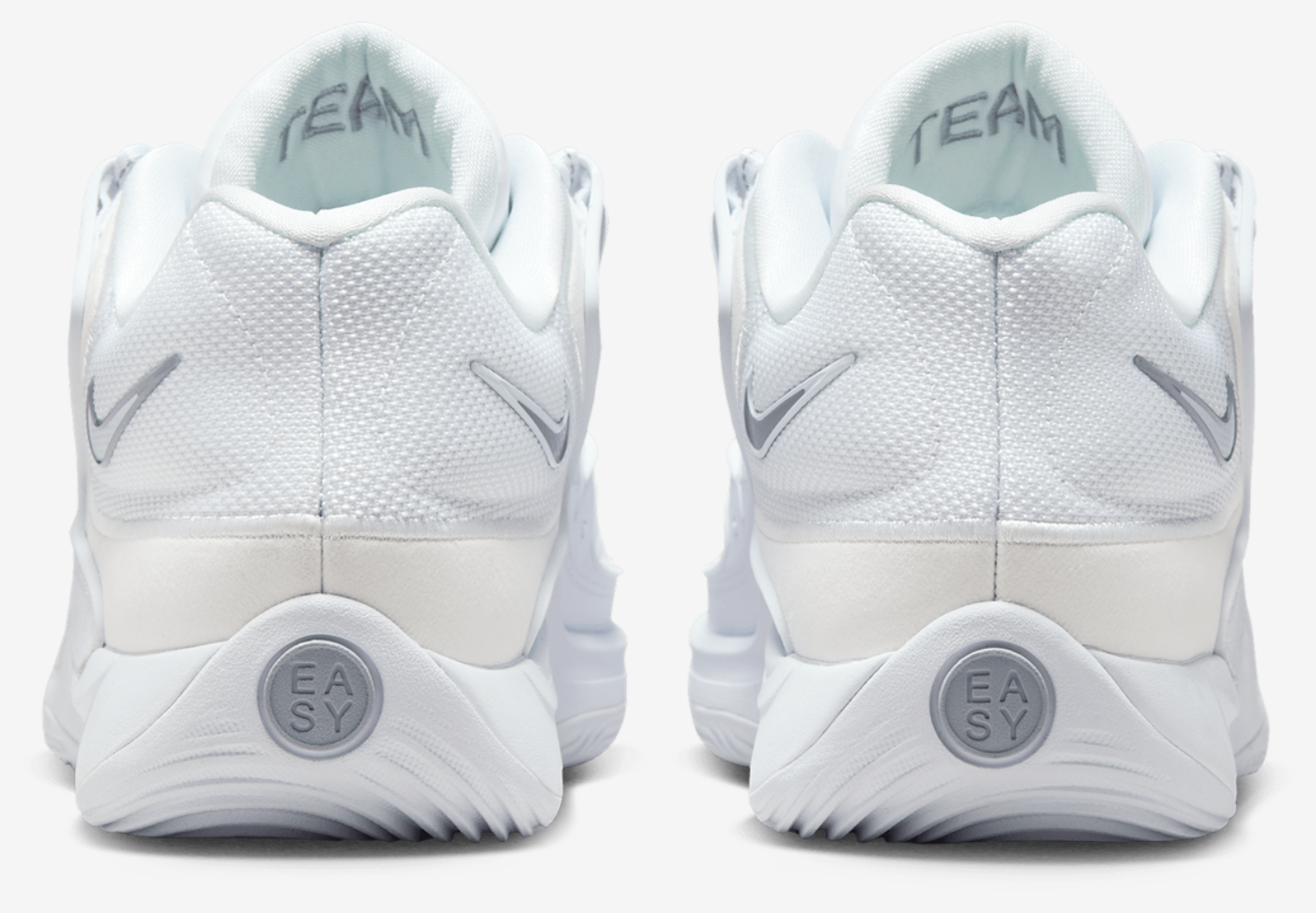 Nike KD 18 Image 3 of 8. Tap to open photo gallery.