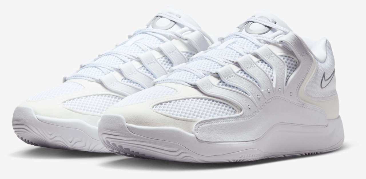 Nike KD 18 Image 6 of 8. Tap to open photo gallery.